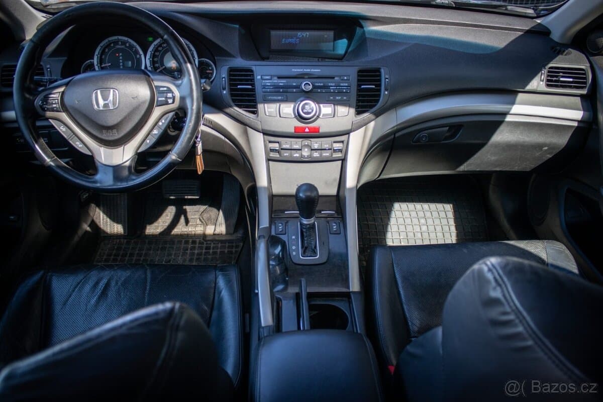 2009 Honda ACCORD - 13