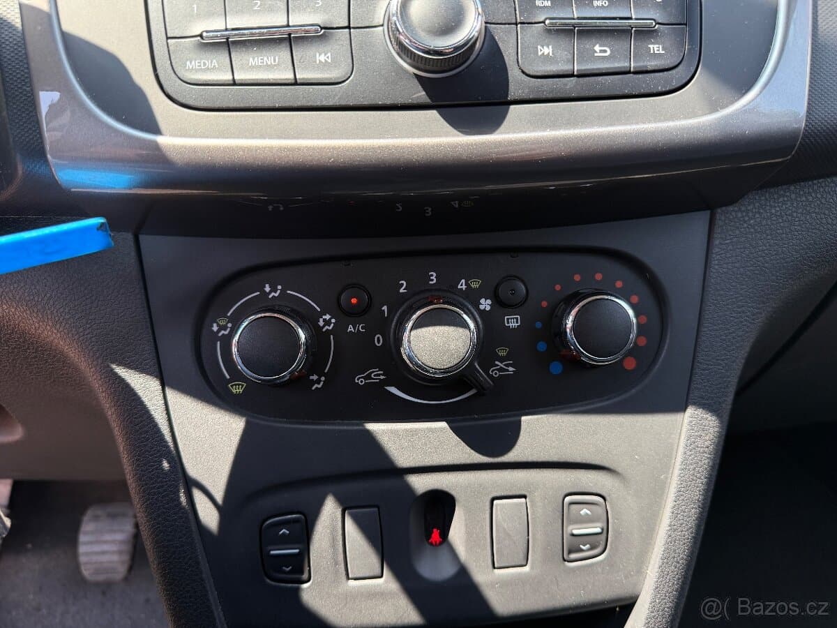 2016 Dacia LOGAN - 13