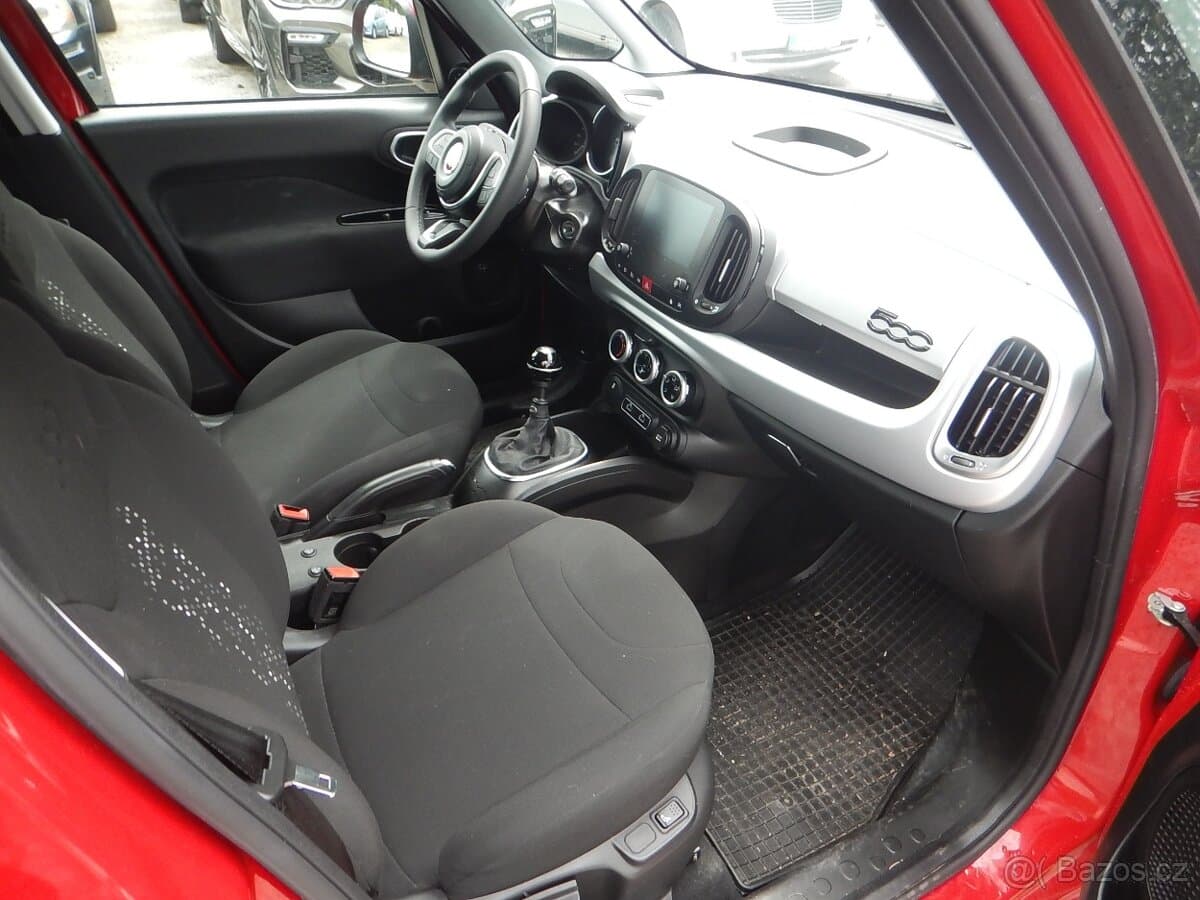 2022 Fiat 500L - 13