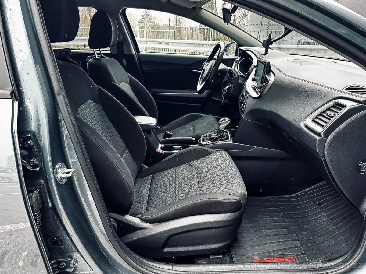 2023 Kia CEE'D - 13