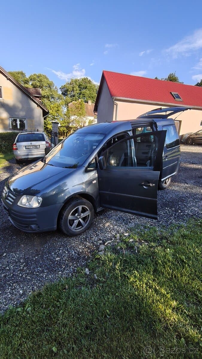 2010 Volkswagen CADDY - 13