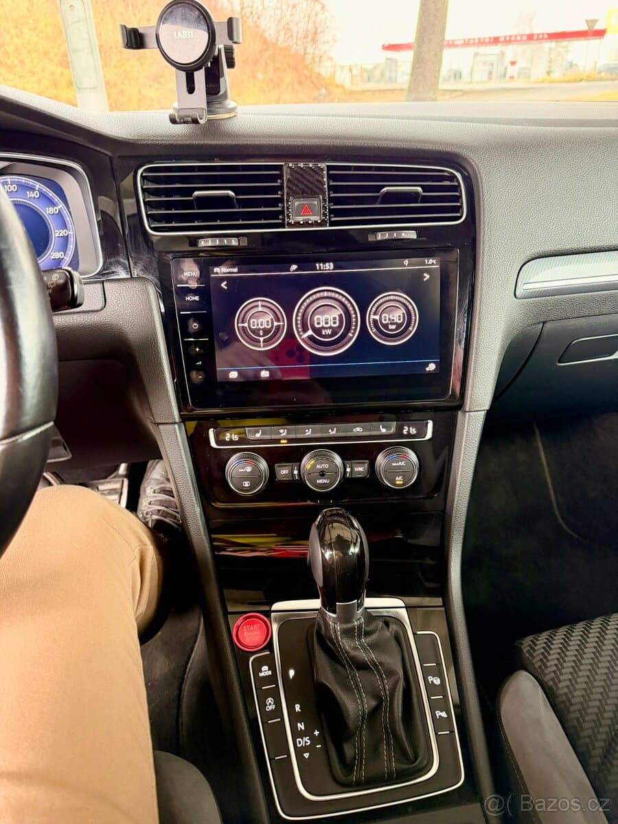 2017 Volkswagen GOLF - 13
