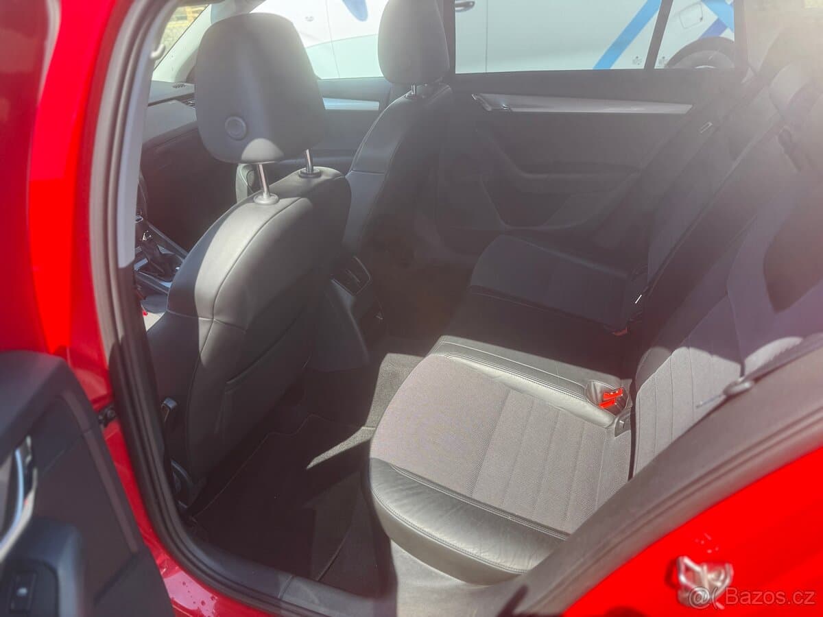 2015 Škoda OCTAVIA - 13