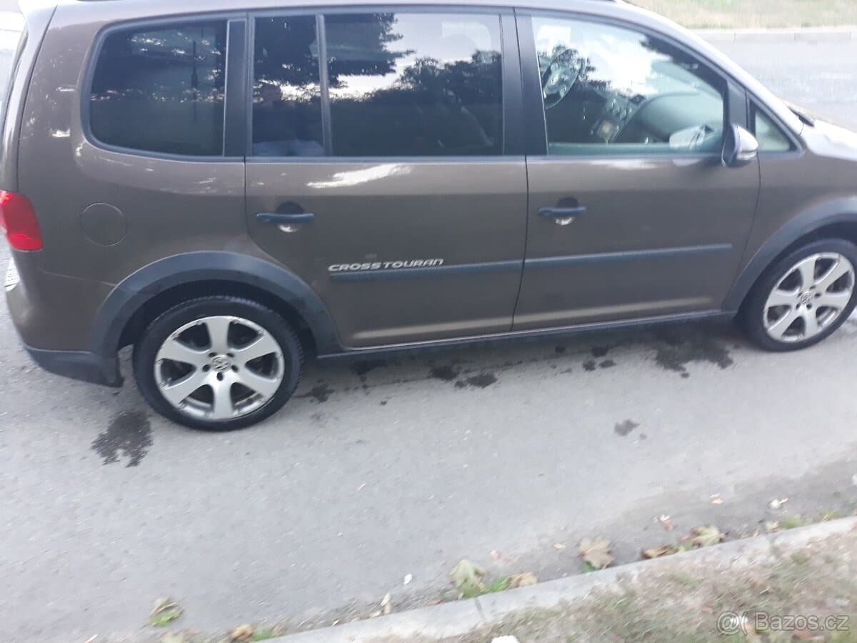 2013 Volkswagen TOURAN - 13