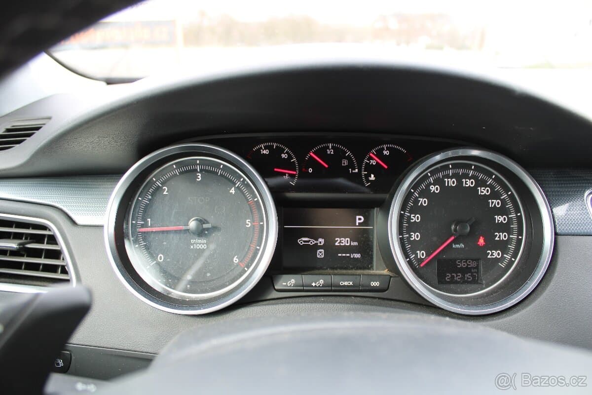 2015 Peugeot 508 - 13