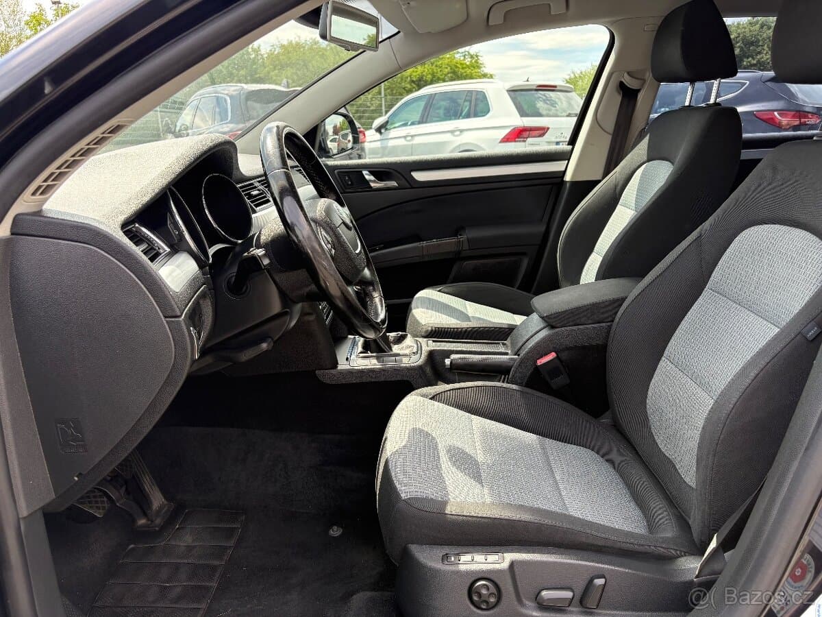 2010 Škoda SUPERB - 13