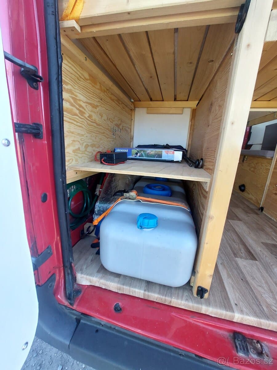 2010 Ford TRANSIT - 13