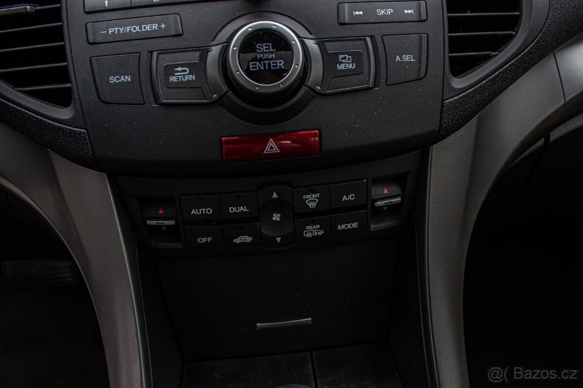 2010 Honda ACCORD - 13