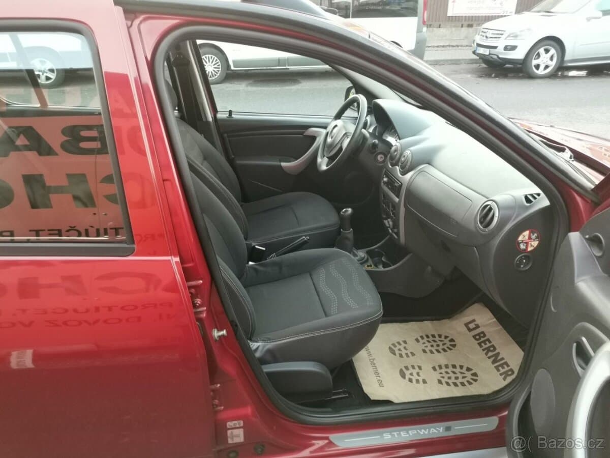 2010 Dacia SANDERO - 13