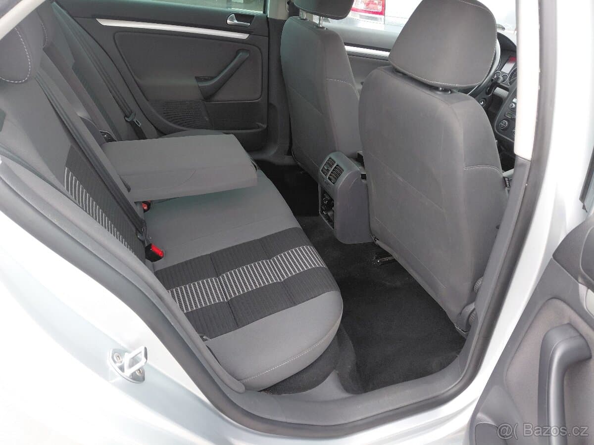 2010 Volkswagen JETTA - 13