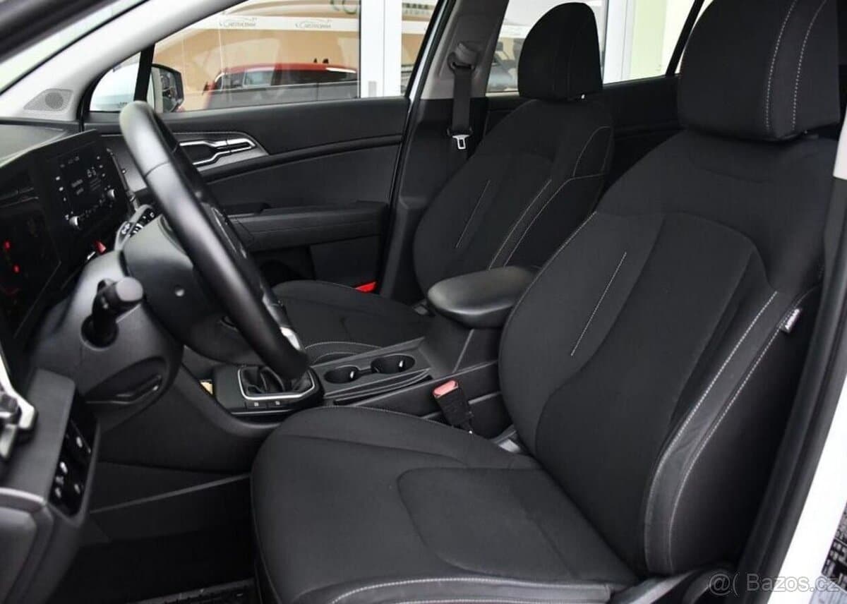 2022 Kia SPORTAGE - 13