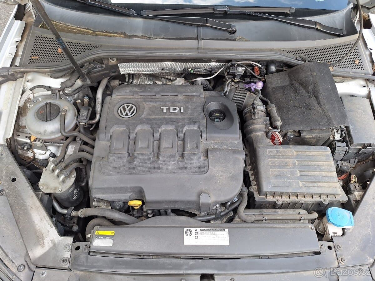 2015 Volkswagen PASSAT - 13