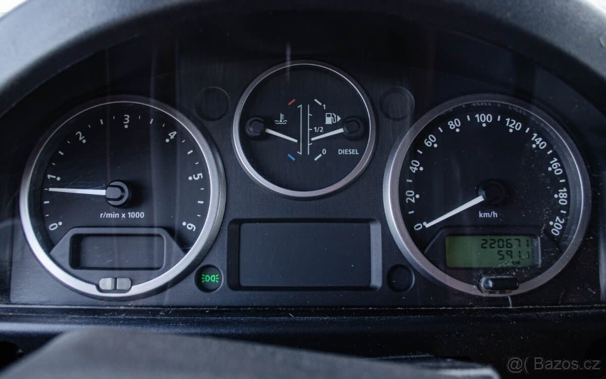 2007 Land Rover DEFENDER - 13