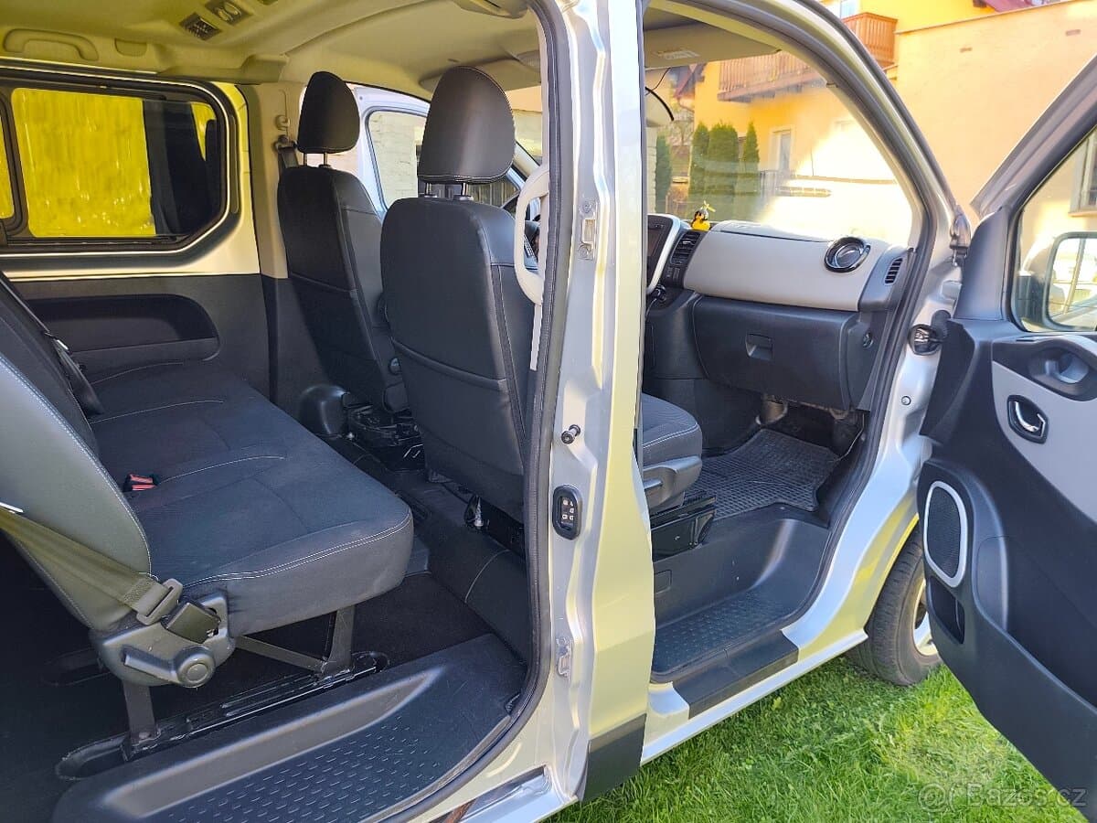 2016 Renault TRAFIC - 13
