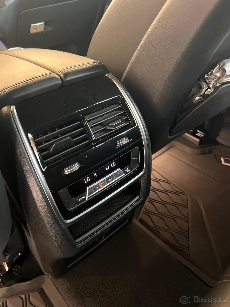 2020 BMW M5 - 13