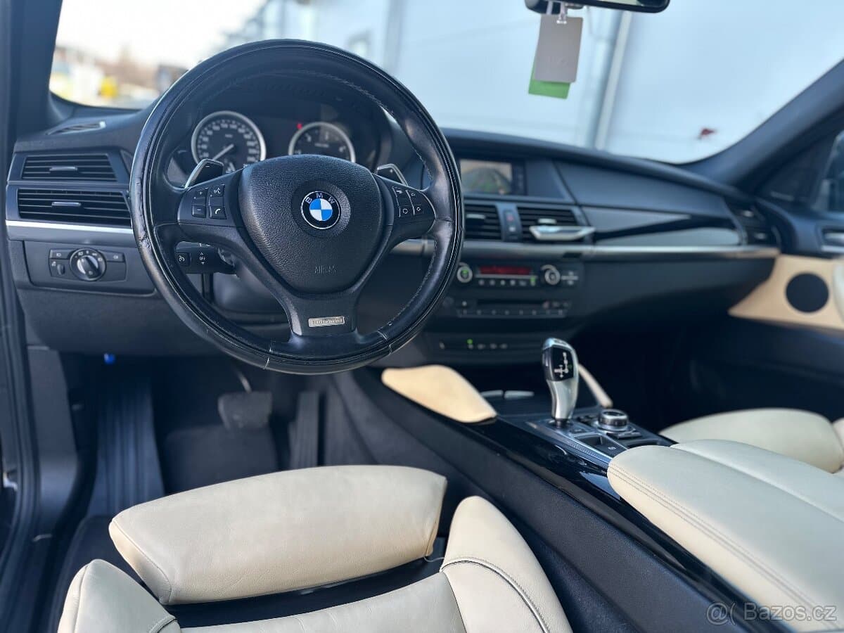 2012 BMW X6 - 13