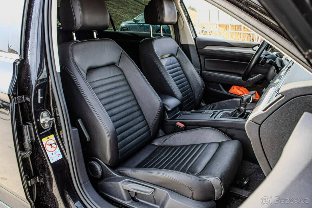 2017 Volkswagen PASSAT - 13