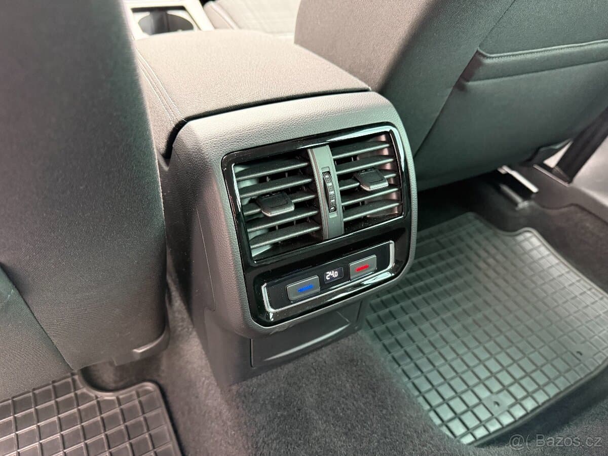 2020 Volkswagen PASSAT - 13