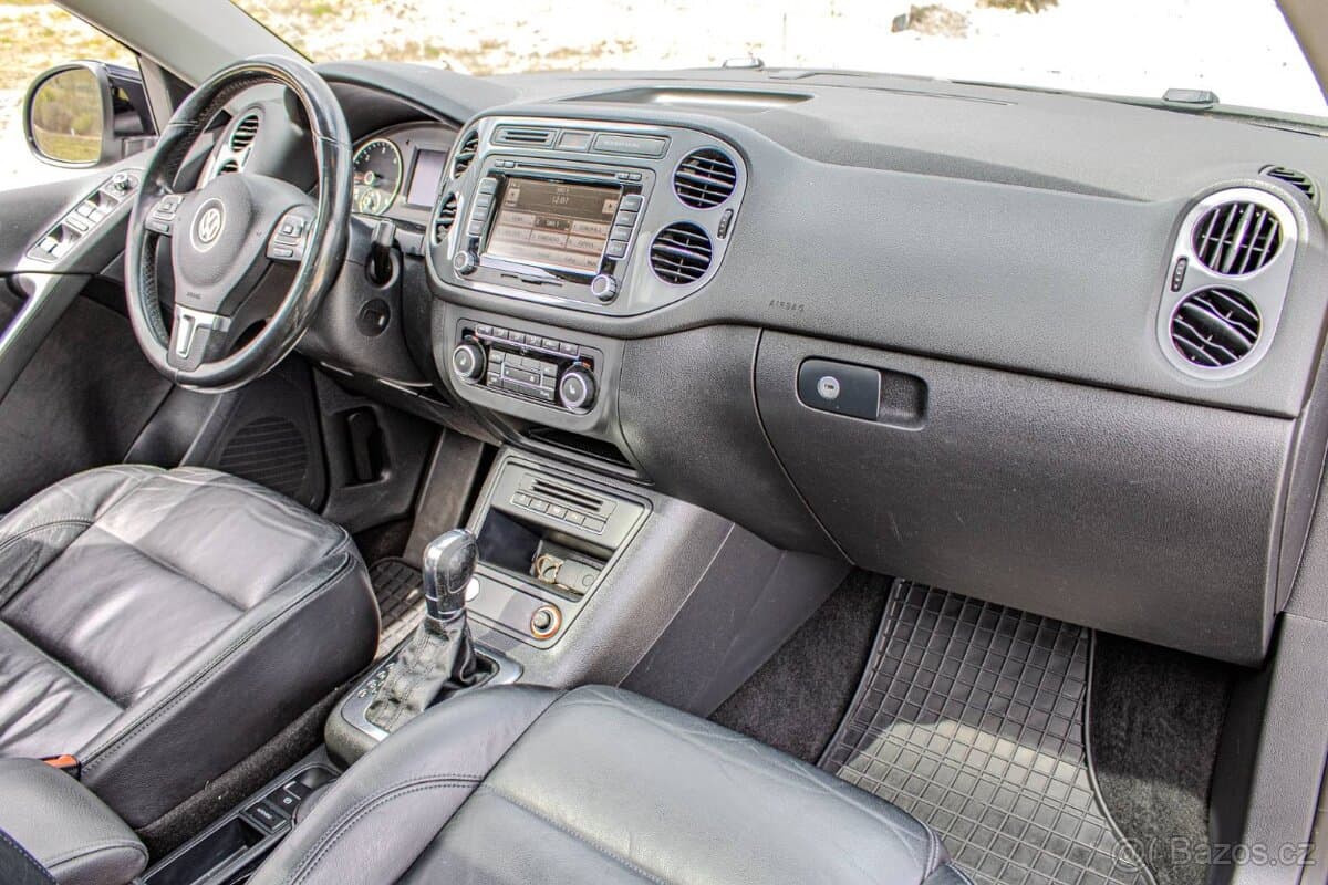 2012 Volkswagen TIGUAN - 13