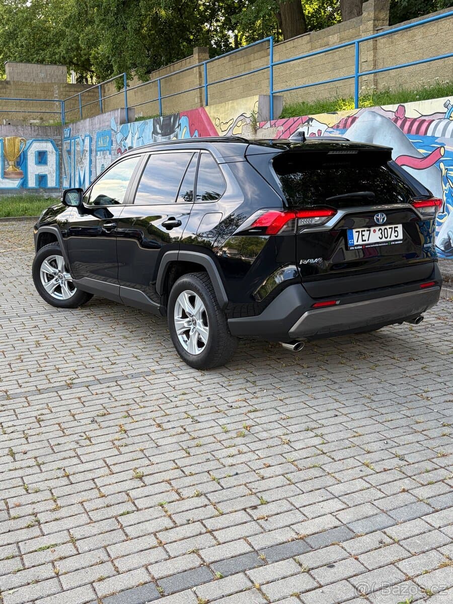 2021 Toyota RAV4 - 13
