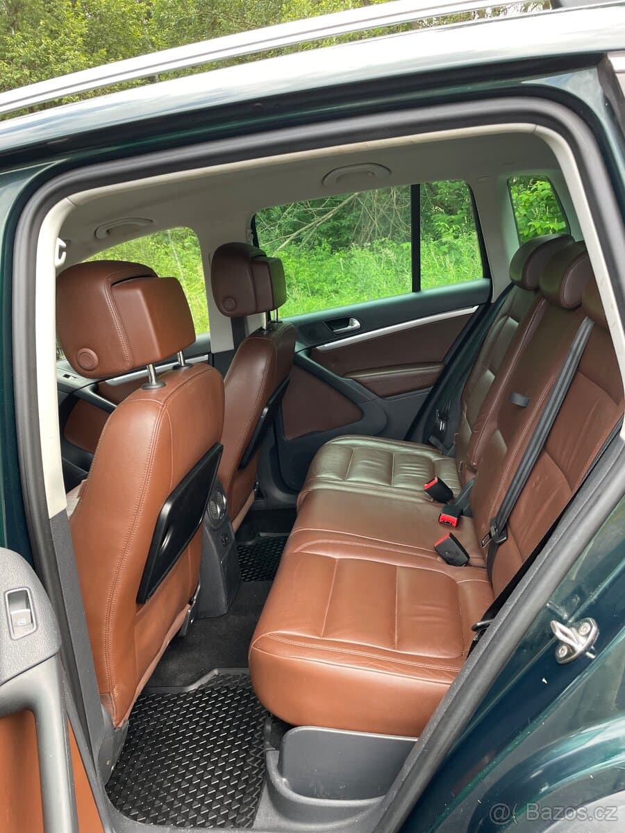 2012 Volkswagen TIGUAN - 13
