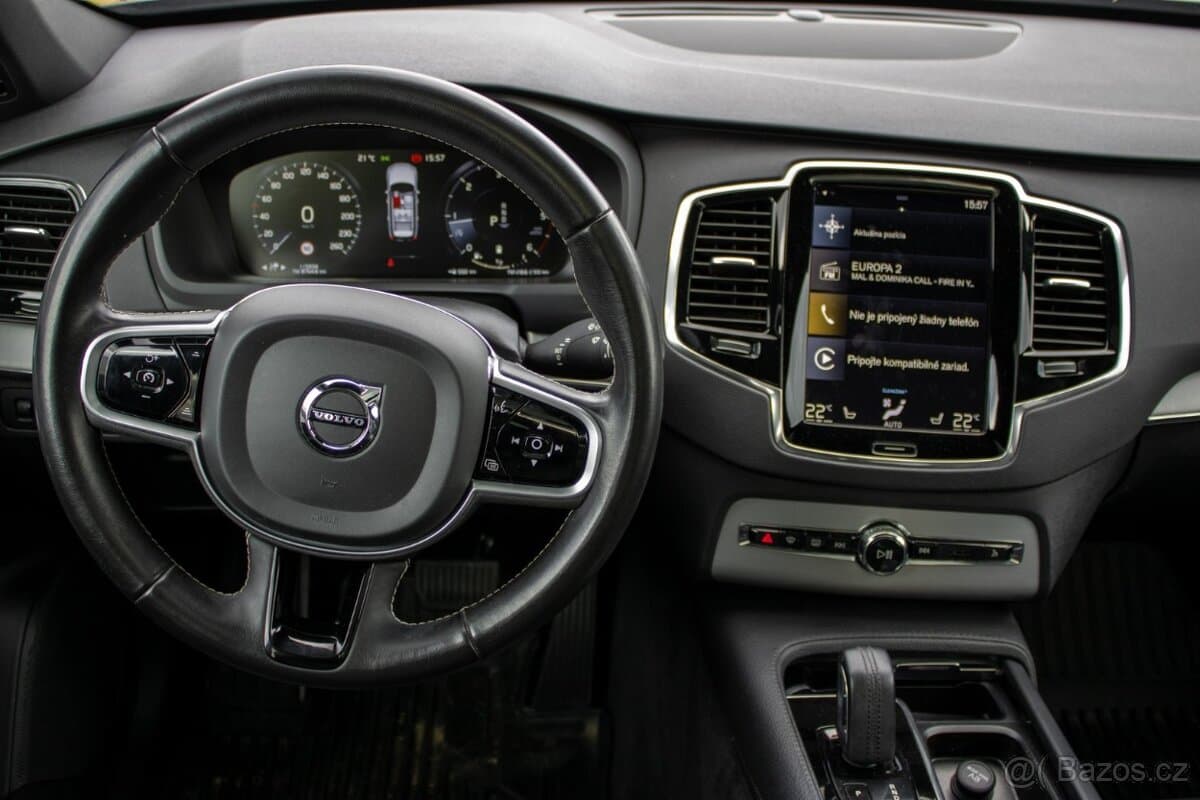 2020 Volvo XC90 - 13