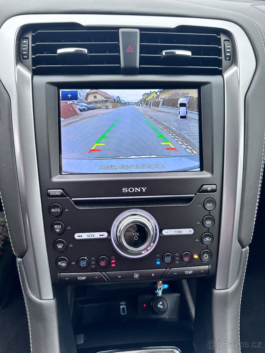 2020 Ford MONDEO - 13