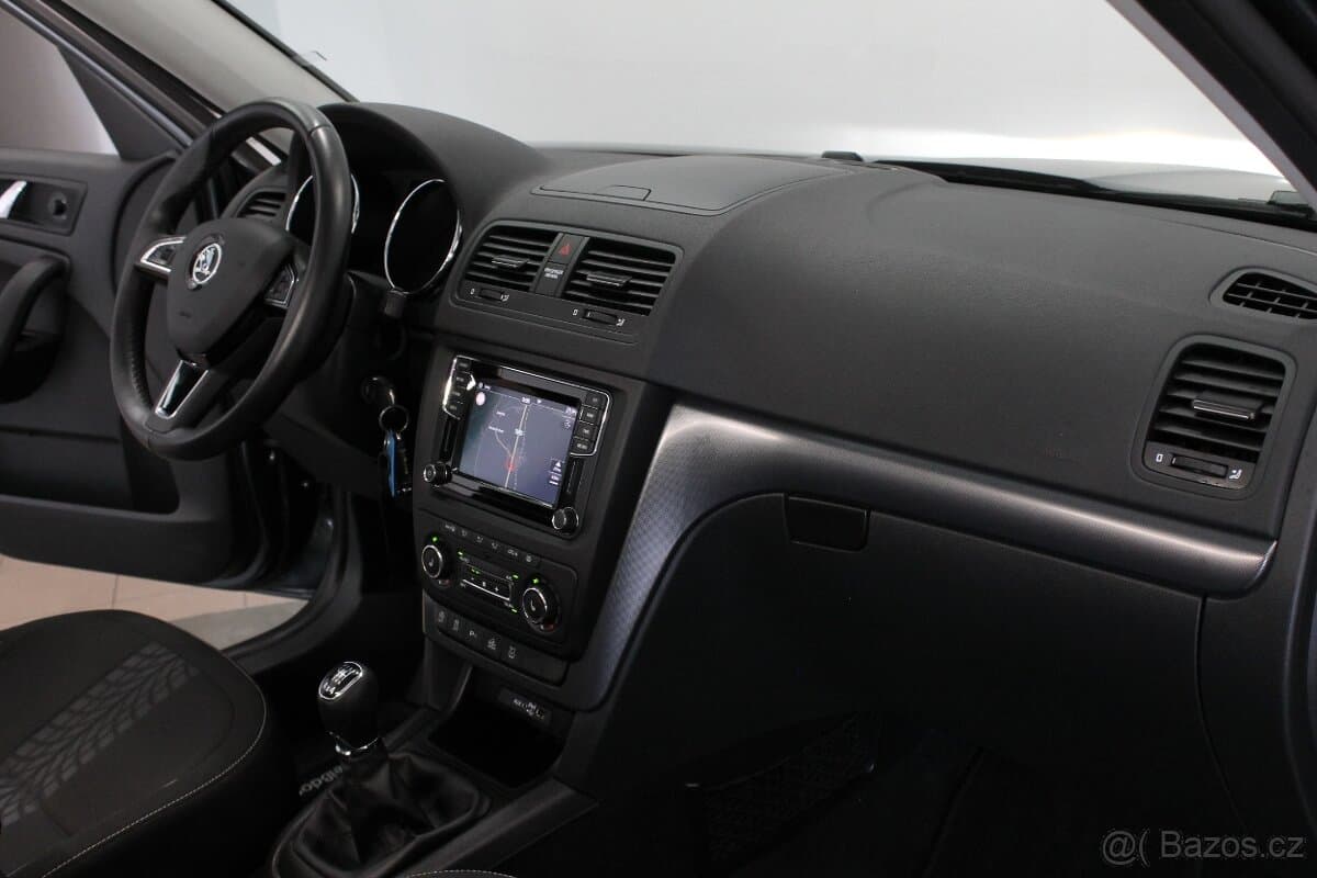 2016 Škoda YETI - 13