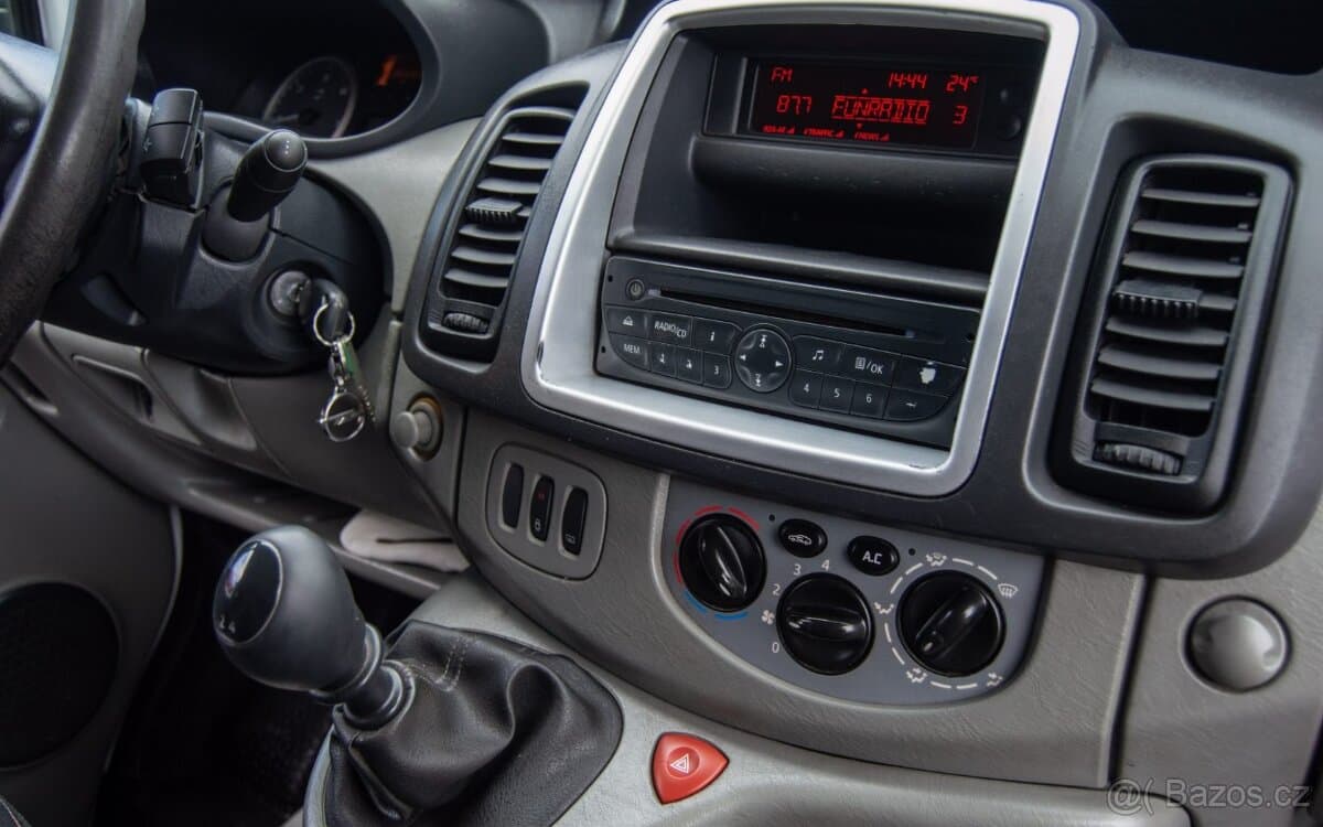 2011 Opel VIVARO - 13