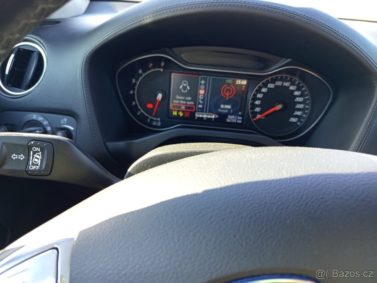 2013 Ford MONDEO - 13