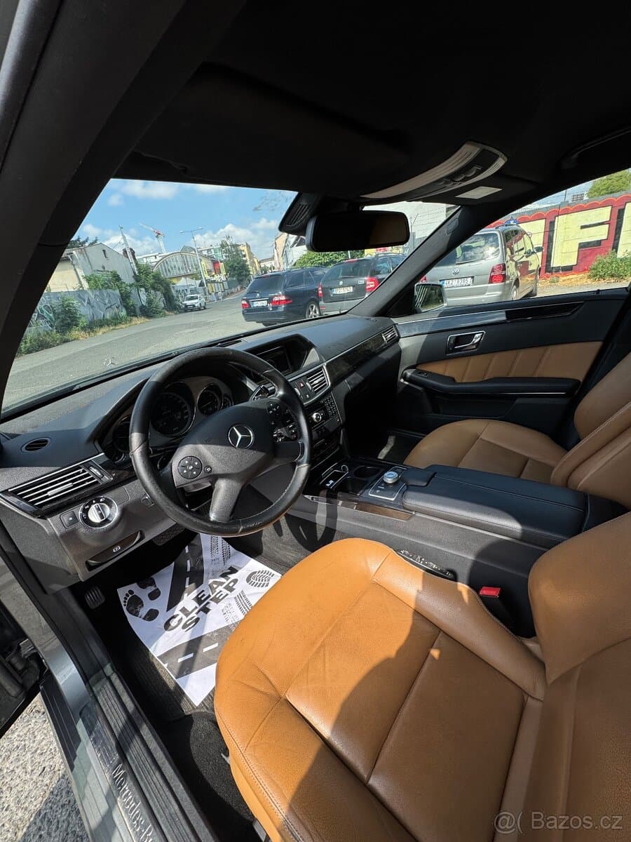 2010 Mercedes-Benz CL-CLASS - 13