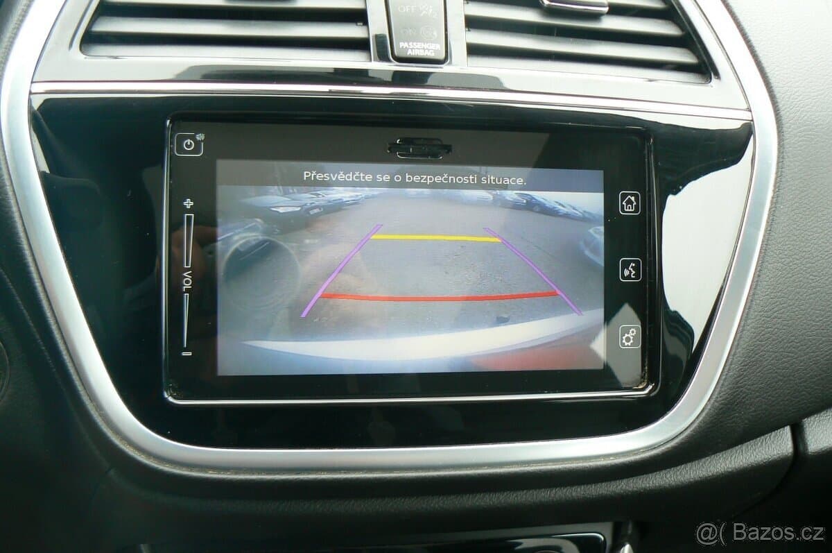 2019 Suzuki S-CROSS - 13
