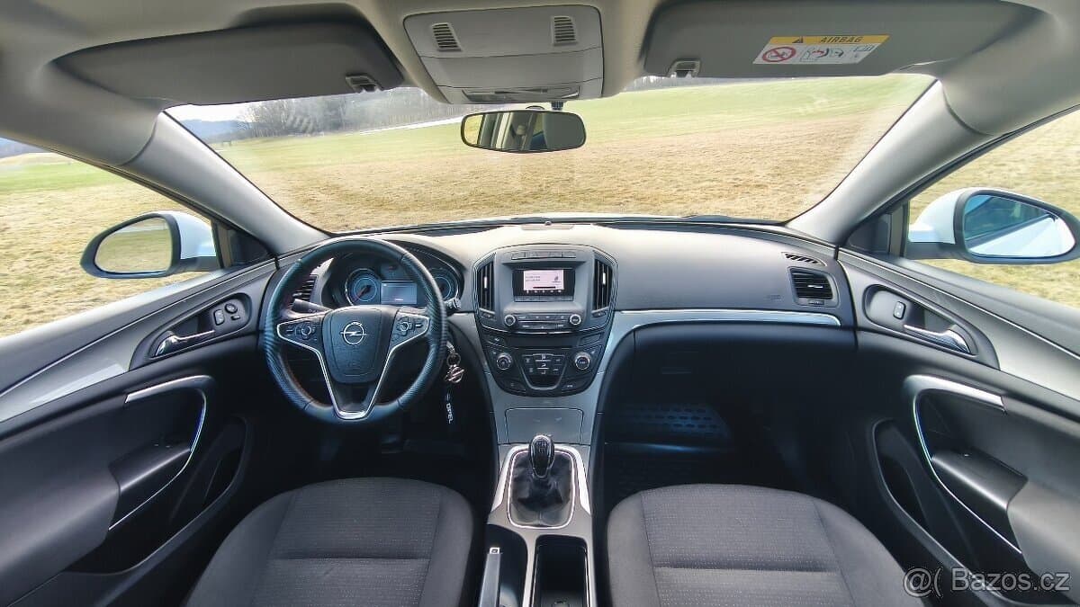 2016 Opel INSIGNIA - 13