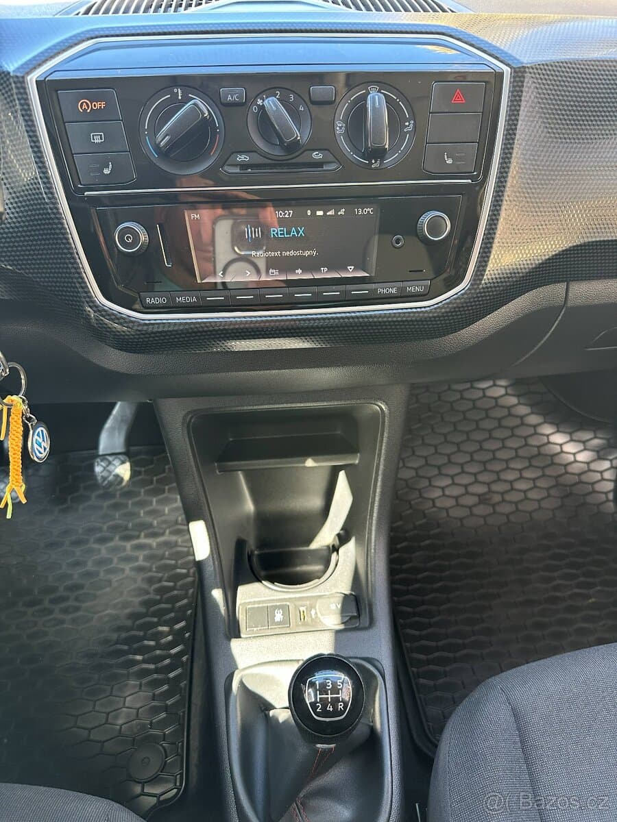 2017 Volkswagen UP! - 13