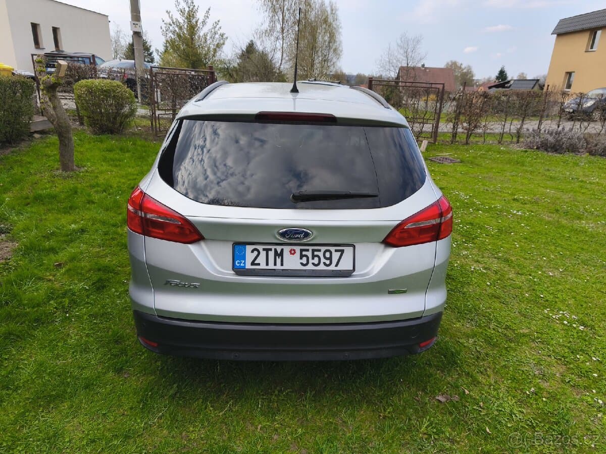2015 Ford FOCUS - 13