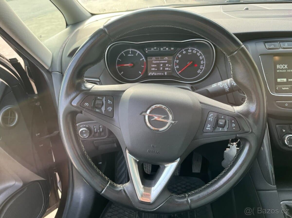 2017 Opel ZAFIRA - 13