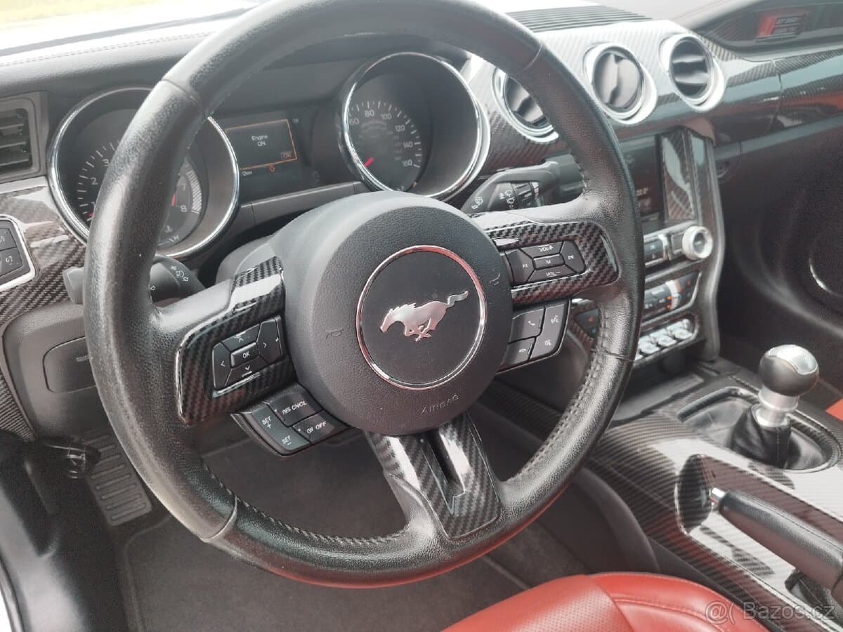 2016 Ford MUSTANG - 13