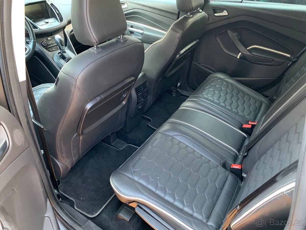 2018 Ford KUGA - 13
