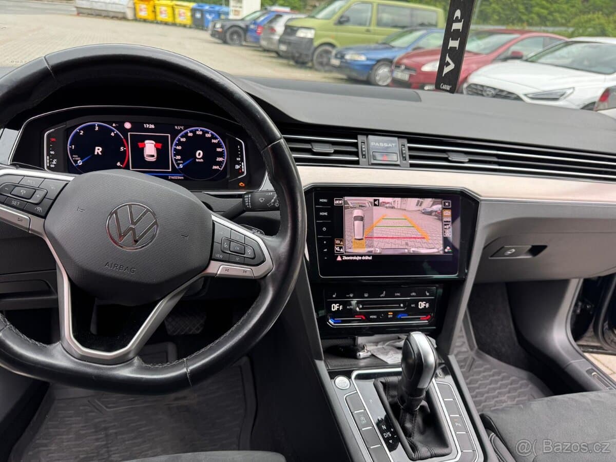 2021 Volkswagen PASSAT - 13