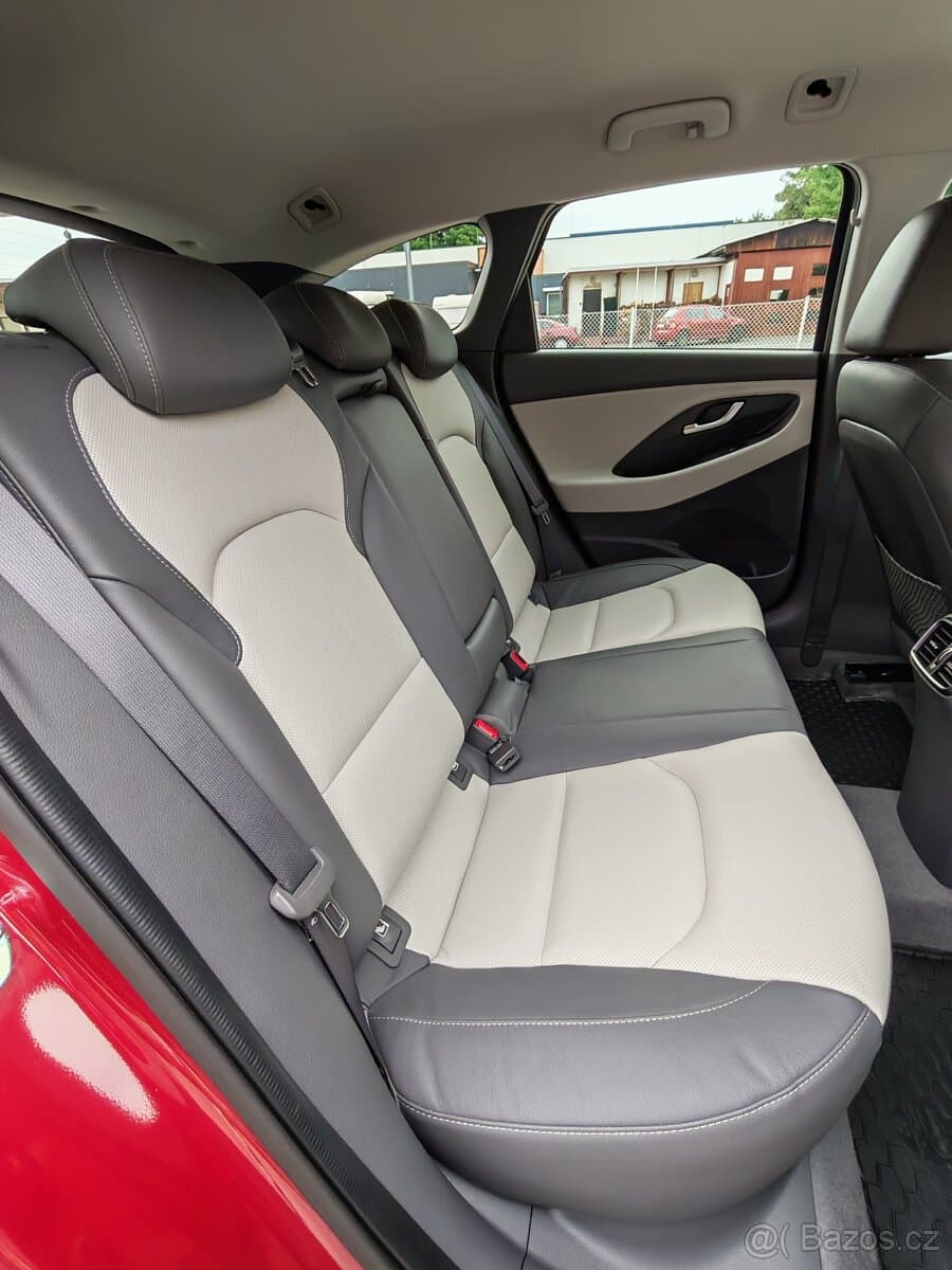 2021 Hyundai i30 - 13