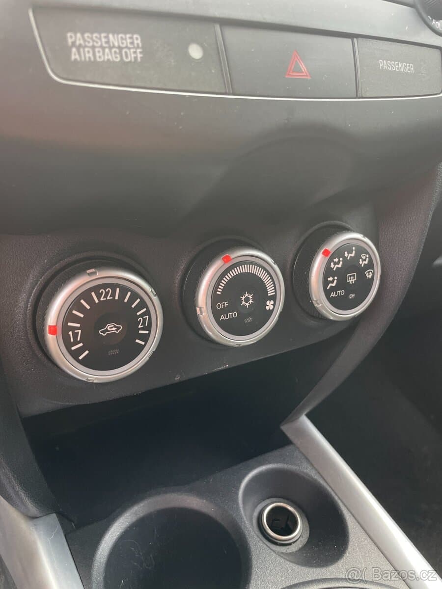 2011 Mitsubishi ASX - 13