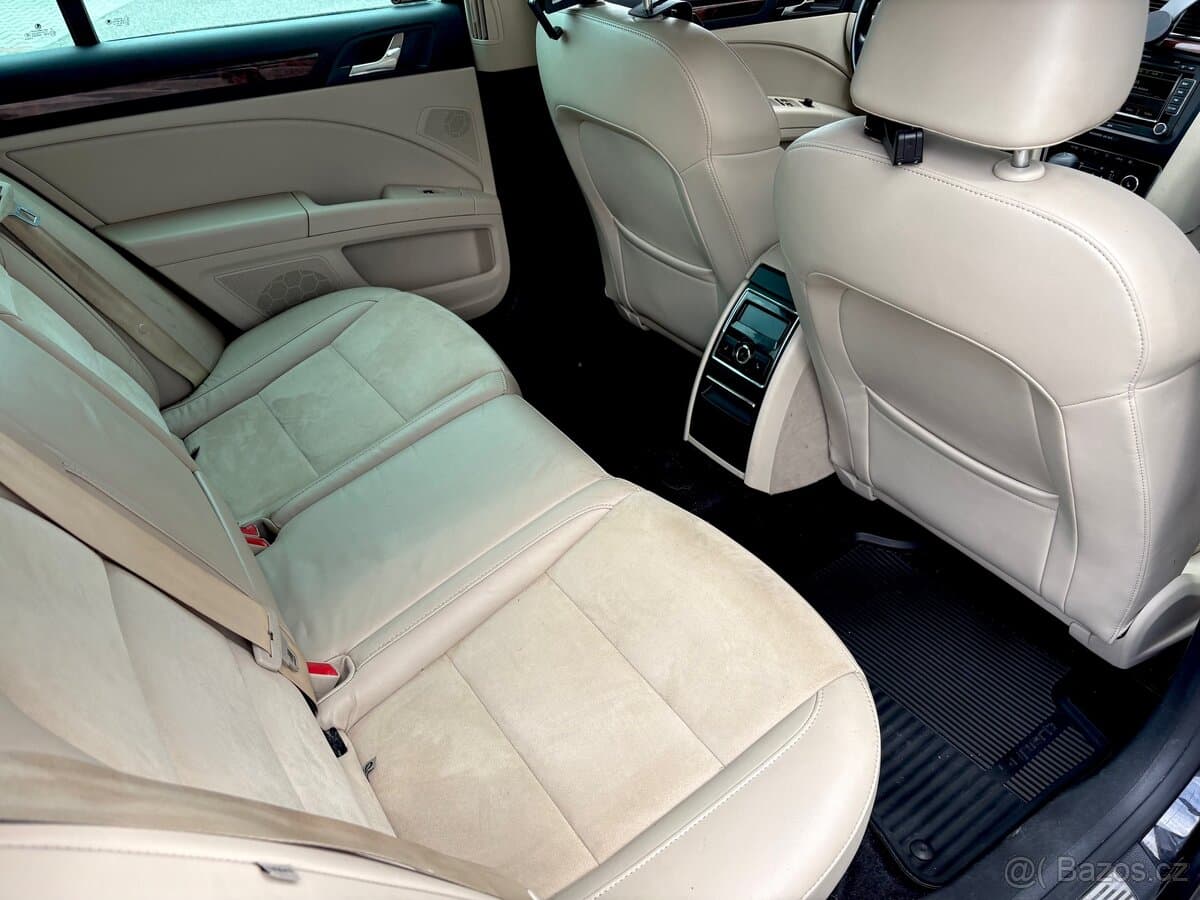 2012 Škoda SUPERB - 13