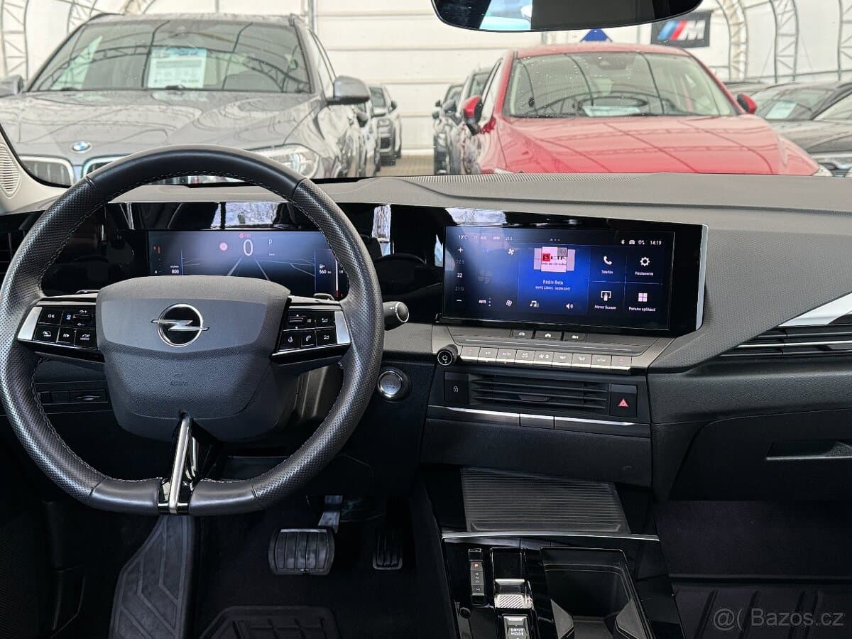 2022 Opel ASTRA - 13