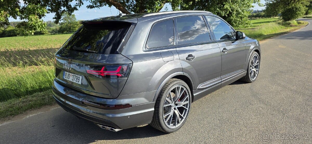 2018 Audi SQ7 - 13
