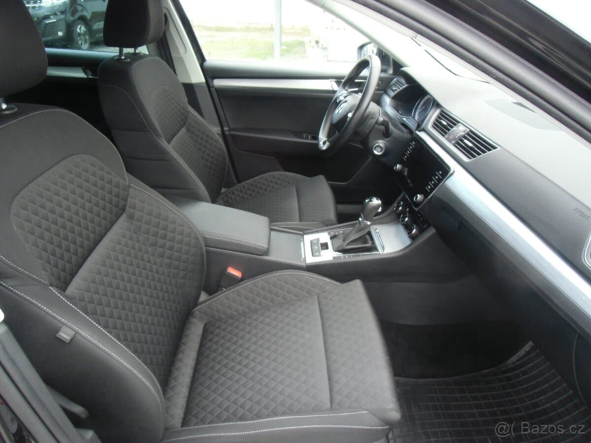 2021 Škoda SUPERB - 13