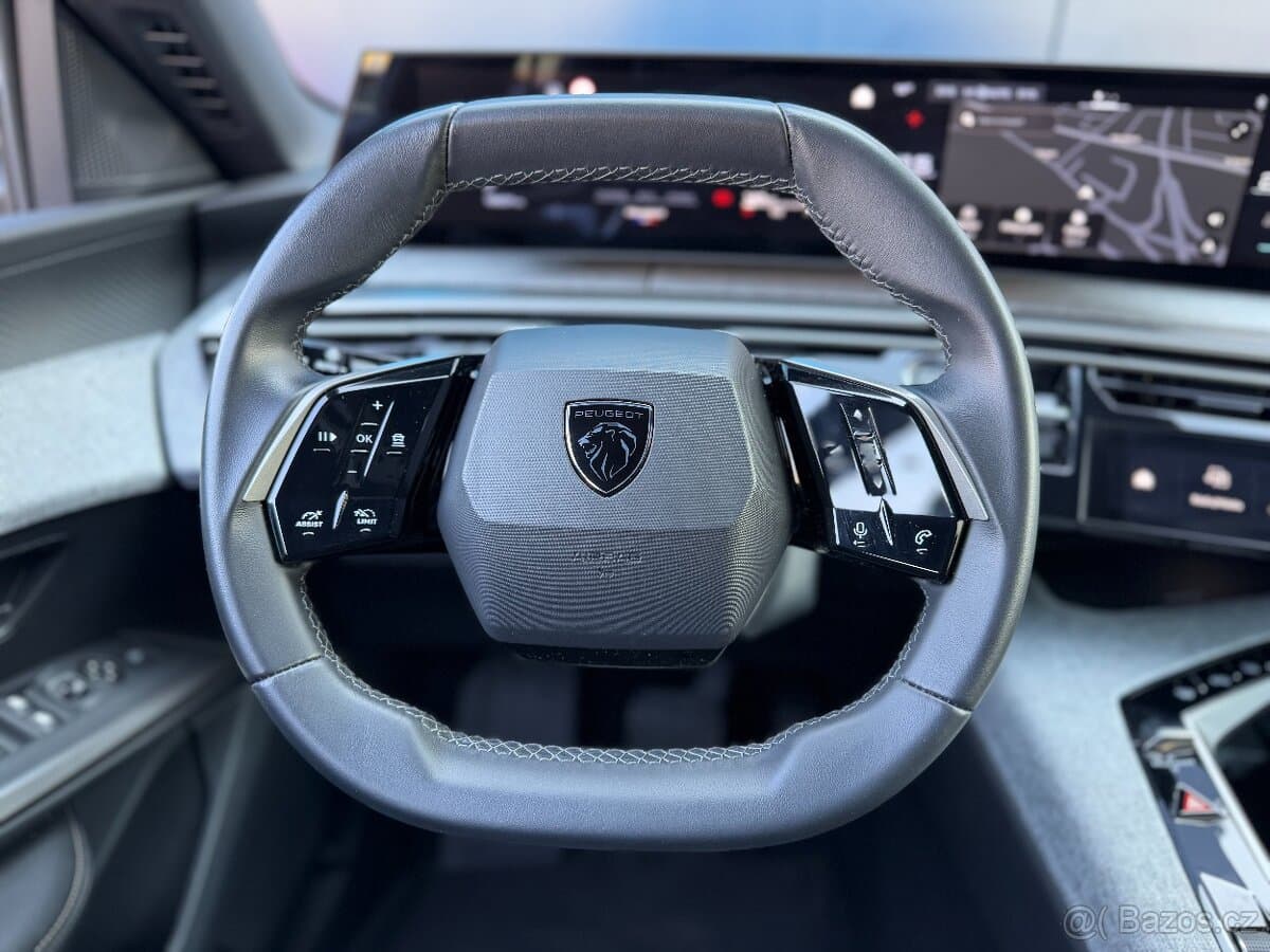 2025 Peugeot 3008 - 13