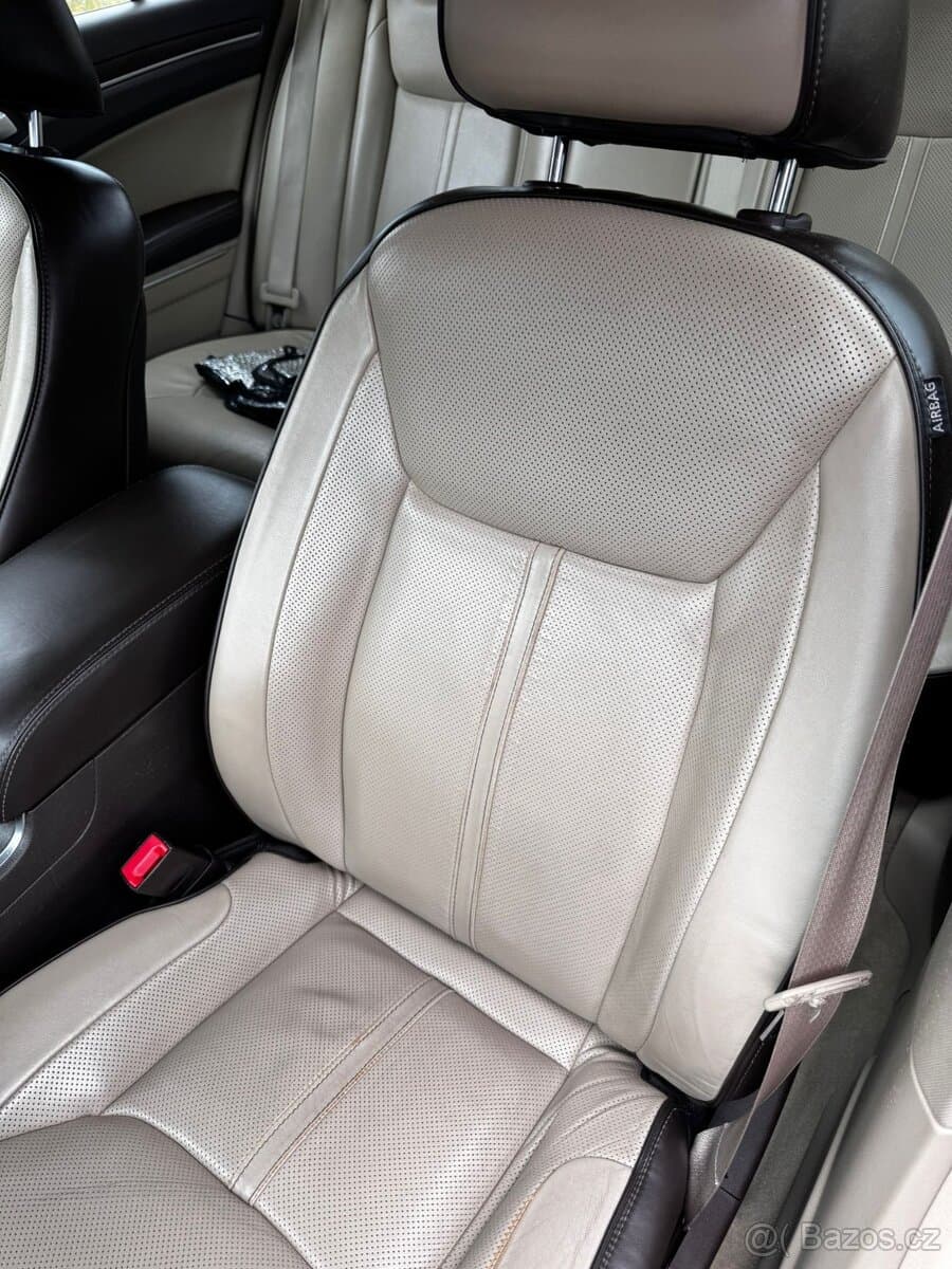 2013 Lancia THEMA - 13