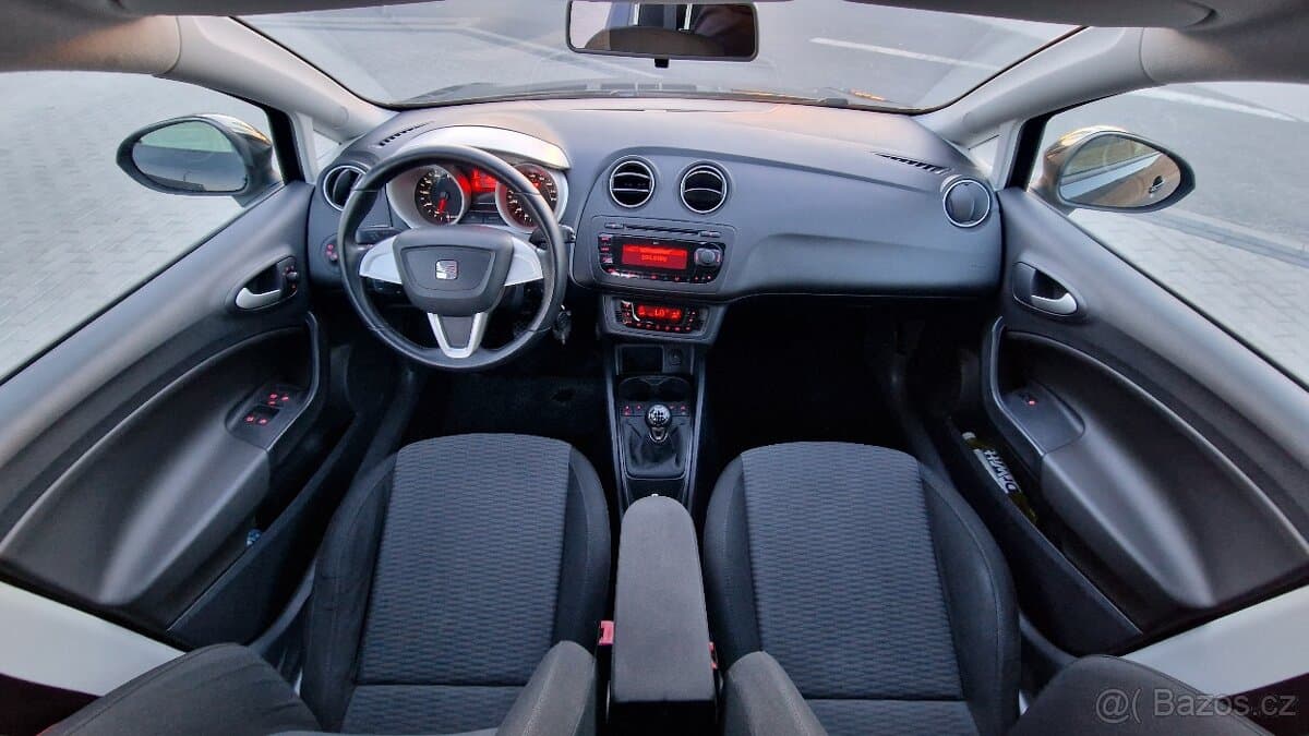 2010 Seat IBIZA - 13