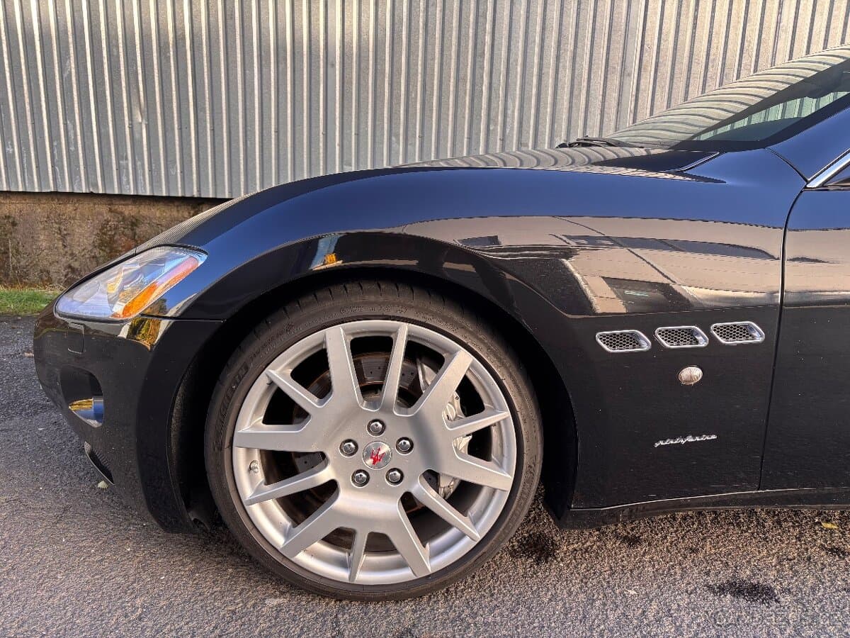 2011 Maserati OSTATNÍ - 13