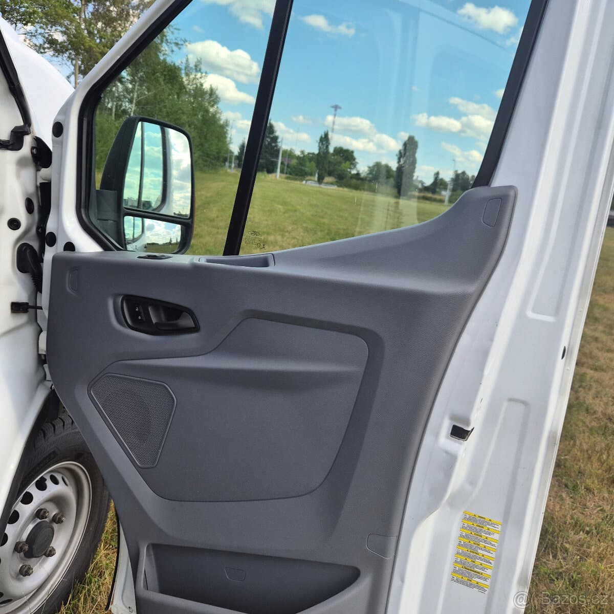 2015 Ford TRANSIT - 13